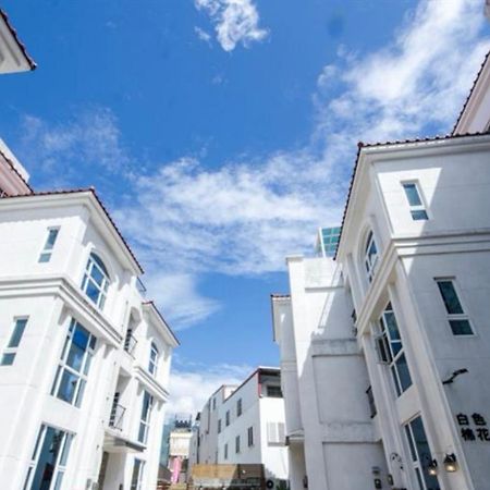 White Cotton Candy Homestay Hualien City Exterior photo
