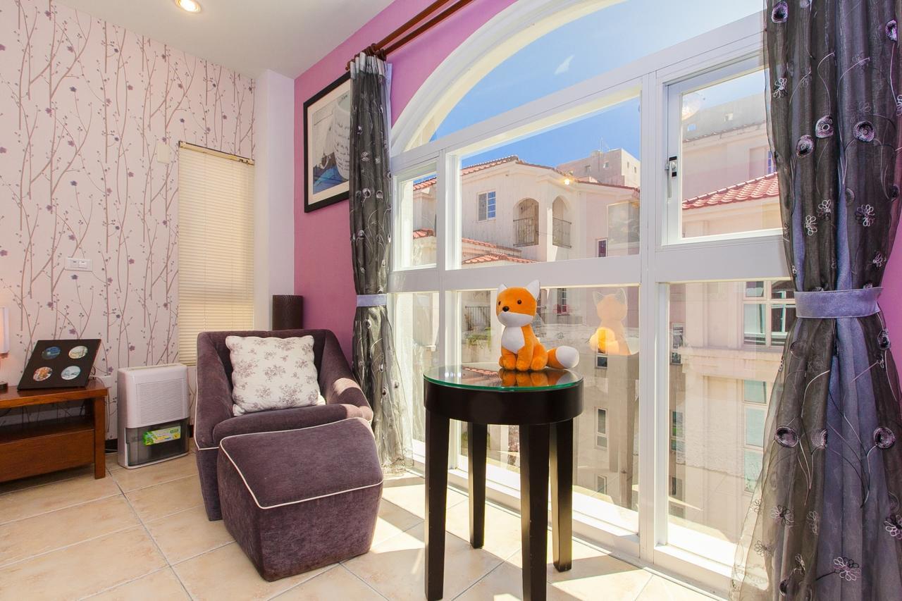 White Cotton Candy Homestay Hualien City Exterior photo